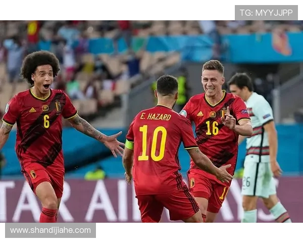 索尔根·阿扎尔正式加盟朗斯队